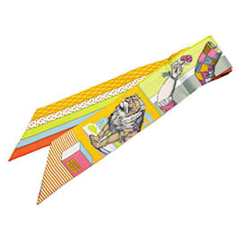 Hermès-Hermes Silk Scarf Grand Theatre Nouveau-Yellow