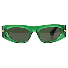 Bottega Veneta-Bottega Veneta Cat-Eye Sunglasses in Green Acetate-Green