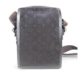 Louis Vuitton-Louis Vuitton Monogram Glace Bobby Pochette-Brown