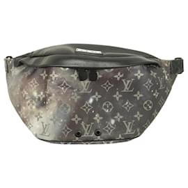 Louis Vuitton-Louis Vuitton Monogram Galaxy Discovery Bum Bag-Black