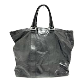 Prada-Prada Logo Tote Bag in Black Leather-Black