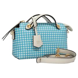 Fendi-Sac à épaule FENDI en cuir bleu clair blanc or Auth 116629-Blanc,Doré,Bleu clair