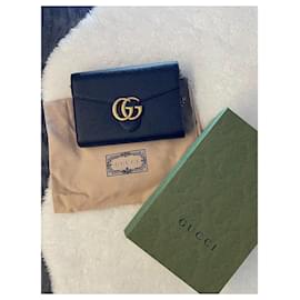 Gucci-Gucci Marmont shoulder bag-Black