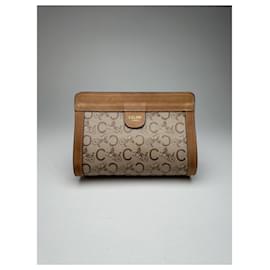 Céline-CELINE Clutch bags T.  Leather-Beige