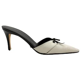 Gucci-Gucci Ivory Logo Canvas Mules with Tie Detail-Cream