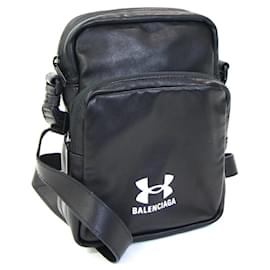Balenciaga-Balenciaga Black Leather Shoulder Bag-Black