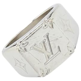 Louis Vuitton-Louis Vuitton Monogram Signet Ring-Silvery