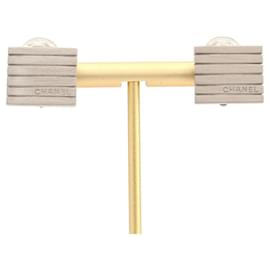 Chanel-Chanel Silver Metal Clip Earrings-Other