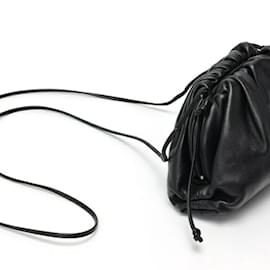 Bottega Veneta-Bottega Veneta Mini The Pouch Leather Clutch Bag-Black