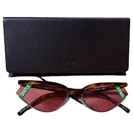 Fendi Rose Sonnenbrille Pink