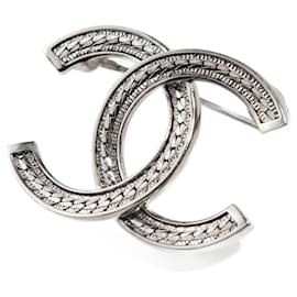 Chanel-Chanel brooch-Silvery
