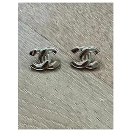 Chanel-Chanel earrings-Golden