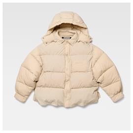 Jaqueta acolchoada Jacquemus 40 Bege