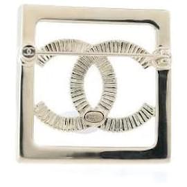 Chanel-Chanel brooch-Golden