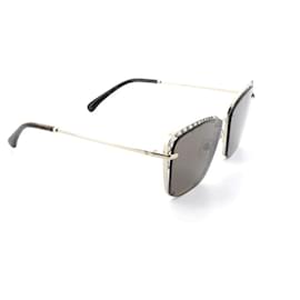 Chanel-Chanel sunglasses-Black