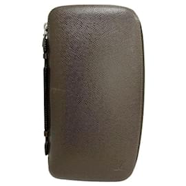 Louis Vuitton-Louis Vuitton Taiga Organizer Long Wallet-Brown