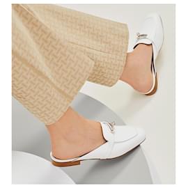 Hermès-HERMES Oz slippers in white calfskin-White