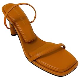 Sandales en cuir à coussin en tan Tamara Mellon Camel
