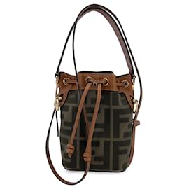 Fendi-F est le sac seau Mini Mon Tresor en toile brodée FF-Vert