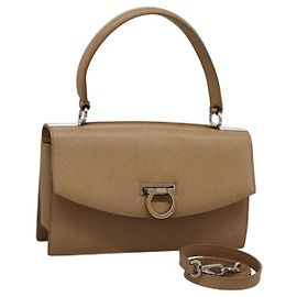 Bolsa de mão em couro Gancini da Salvatore Ferragamo 2way Bege Prata Auth BD1190 Prata Bege