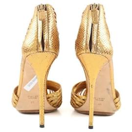 Gucci-Leather heels-Golden
