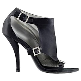 Roger Vivier-Leather heels-Black