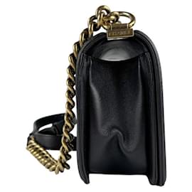 Chanel-Chanel Boy Shoulder Bag in Black and Green Leather-Black,Green