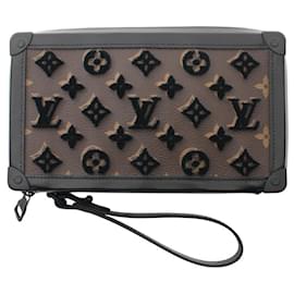 Louis Vuitton-Clutch Soft Trunk Monogram M45061 da Louis Vuitton-Marrom