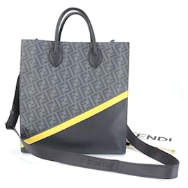 Fendi-Fendi Zucca Vertical Leather Shoulder Bag-Black