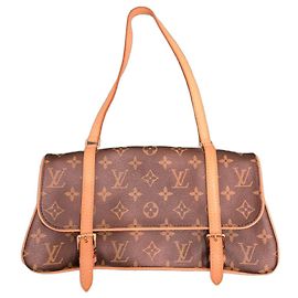 LOUIS VUITTON Bolsa Marelle Marrom