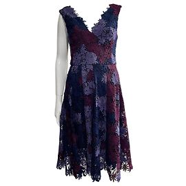 Vestido de renda floral Vera Wang roxo e bordô Multicor