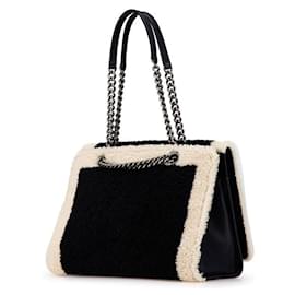 Chanel-Chanel Boy Shearling Leather Chain Handbag-Black