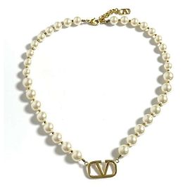 Colar de pérolas com logo V da Valentino para mulheres Outro