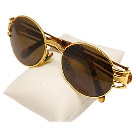 Fendi Gold Frame Logo Sunglasses SL 7031 Golden