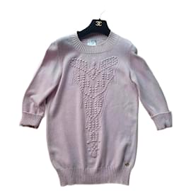 Chanel-Amazing Chanel Cashmere Sweater-Pink