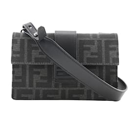 Fendi-Fendi Marsupio Baguette Shoulder Bag-Black