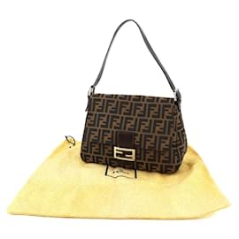 Fendi-Fendi Zucca Pattern Mamma Baguette Shoulder Bag-Brown,Black