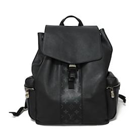 Louis Vuitton-Louis Vuitton Black Taiga Leather Backpack-Black