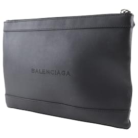 Balenciaga-Sac à main Punching de Balenciaga-Noir