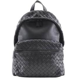 Bottega Veneta-Bottega Veneta Intrecciato Leather Backpack-Black