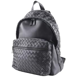 Bottega Veneta-Bottega Veneta Intrecciato Leather Backpack-Black