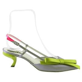 Roger Vivier-Leather heels-Pink