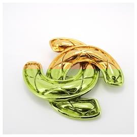 Chanel-Chanel Gold Plated Brooch-Golden