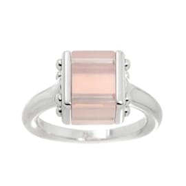 Louis Vuitton-Louis Vuitton White Gold Band Ring with Pink Quartz-Golden