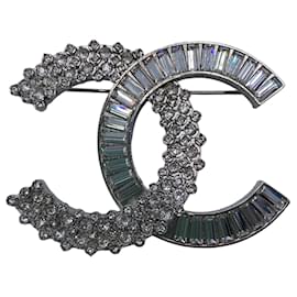Chanel-Chanel 2019 Large Silver Crystal Embellished CC Brooch-Silver hardware