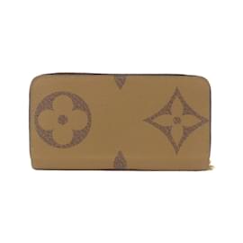 Louis Vuitton-Louis Vuitton Monogram Giant Zippy Wallet-Brown