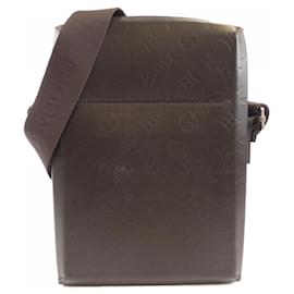 Louis Vuitton-Louis Vuitton Monogram Bobby Shoulder Bag-Brown