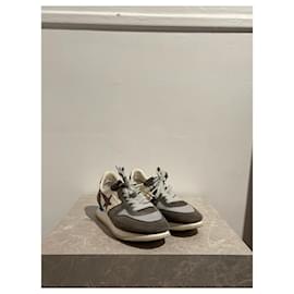 Golden Goose-GOLDEN GOOSE Trainers T.EU 38 Leather-Grey