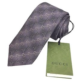 Cravate en soie violette Gucci Violet