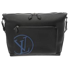 Louis Vuitton-Louis Vuitton LV Circle Armand PM Noir Messenger Bag-Black
